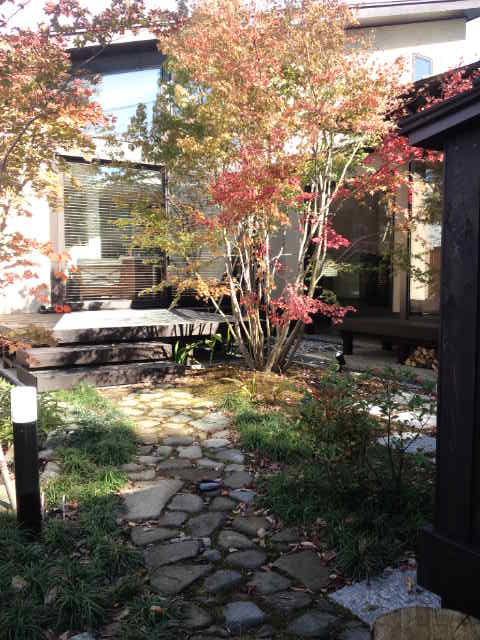 神奈川県藤沢市　2012年